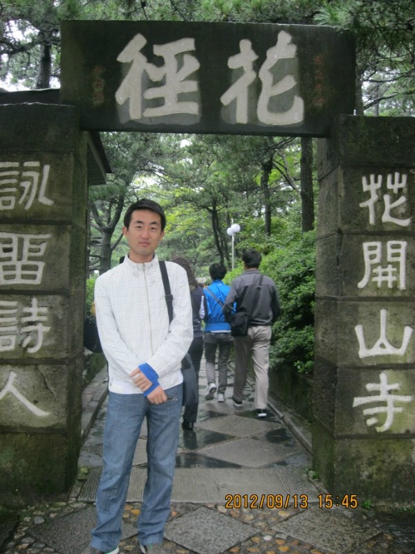 阿猫阿狗河边走