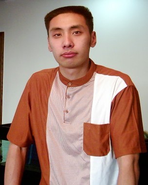 铅笔勾画出的黑白