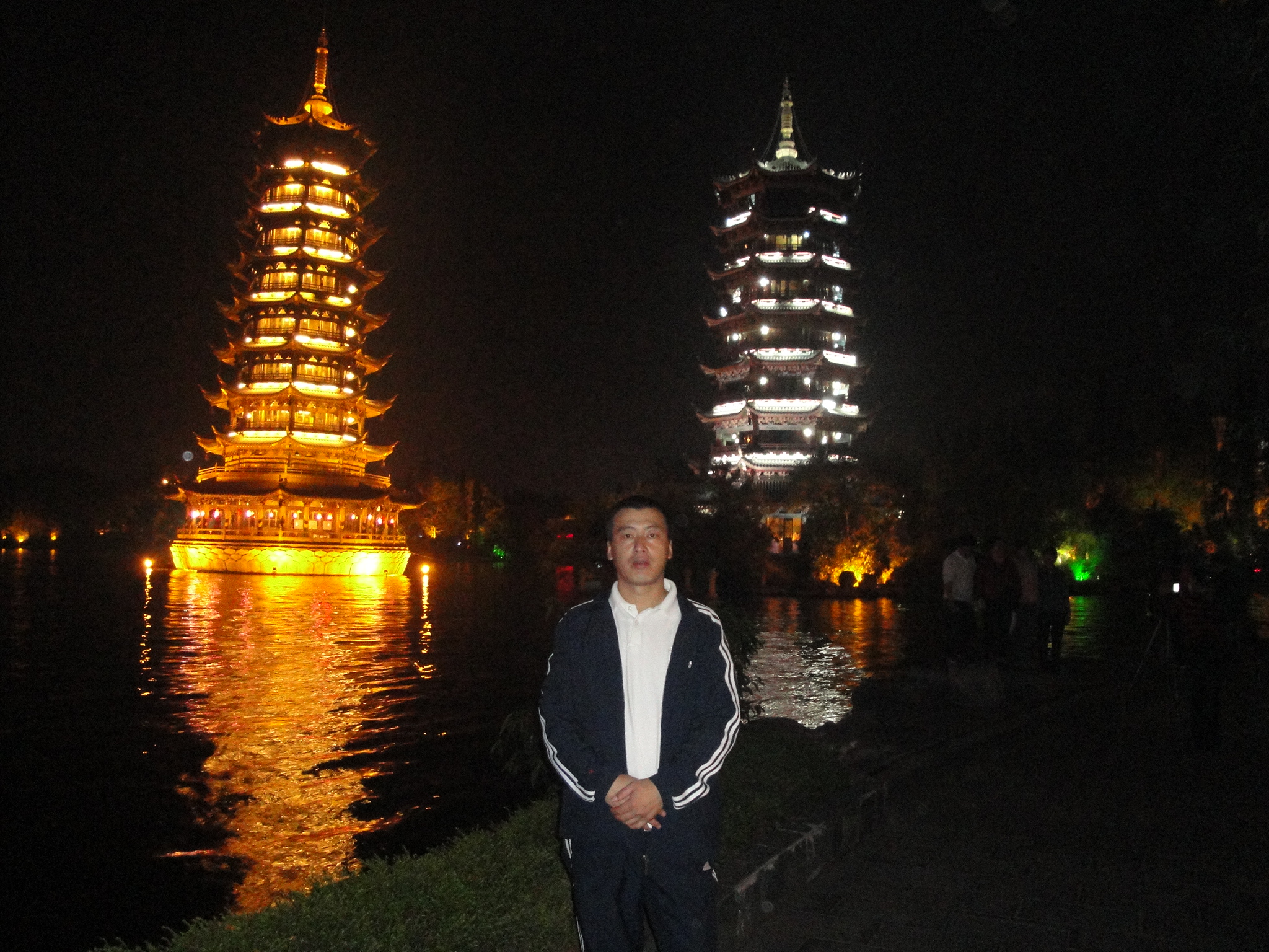 啊权