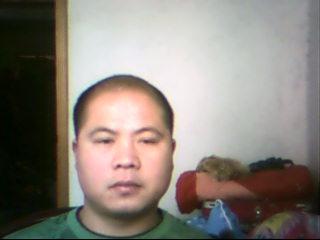 屹立在風(fēng)中