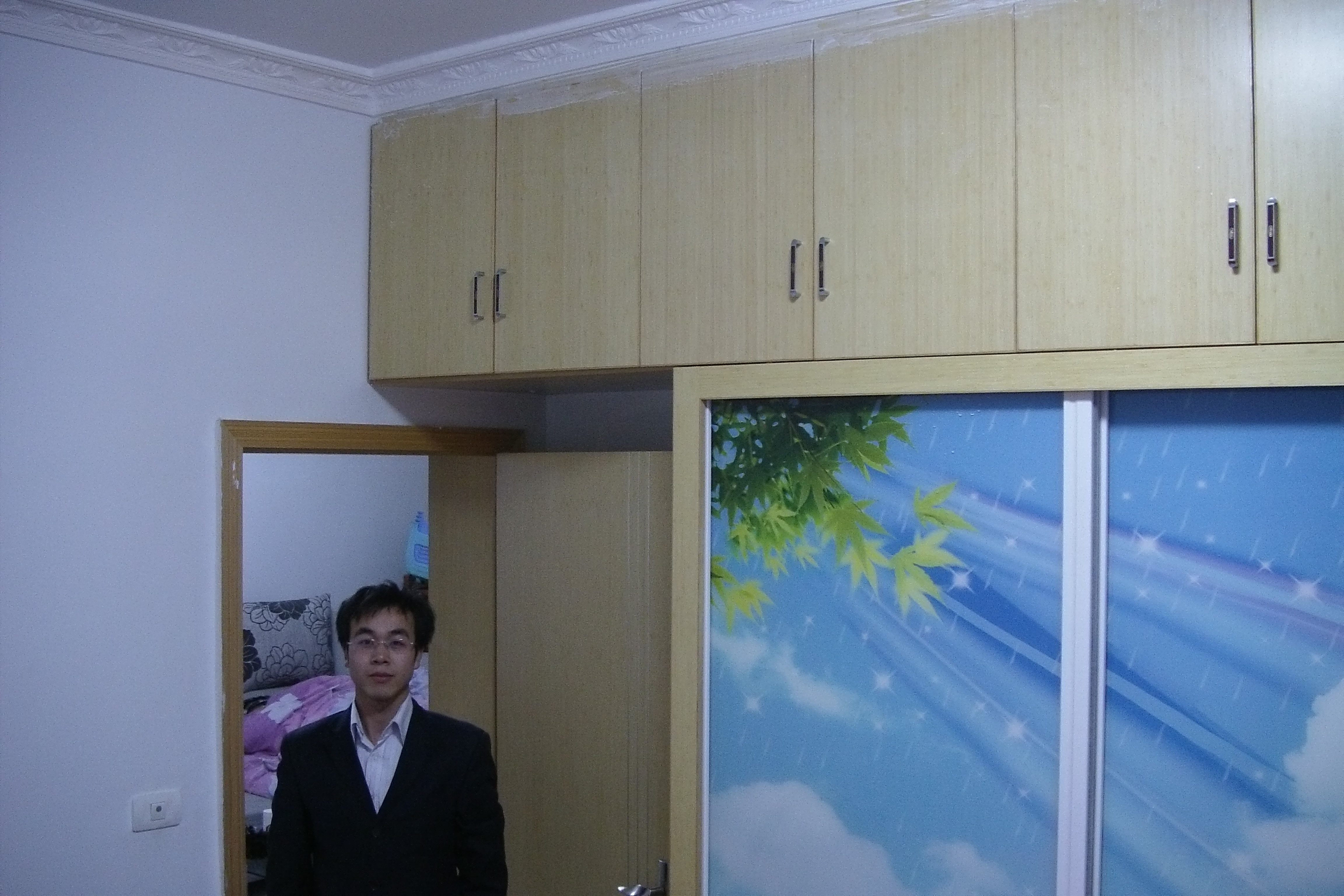 拉著你旋轉(zhuǎn)