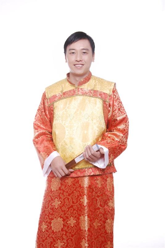 张伟