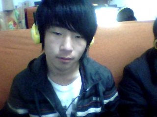 苦的只会自己扛