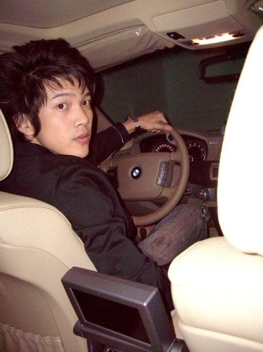 找个肩膀靠一靠