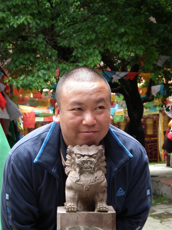 蓝天白云下的情怀