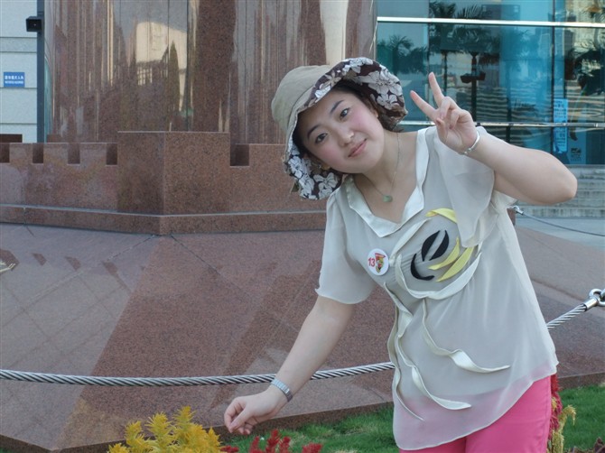 格式小姑娘