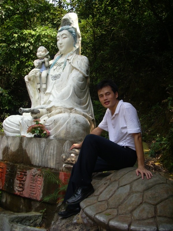 微笑背后的苦涩