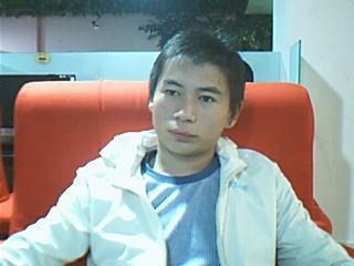 找個(gè)老婆回家過年