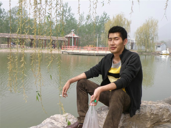 只想過安穩(wěn)的生活