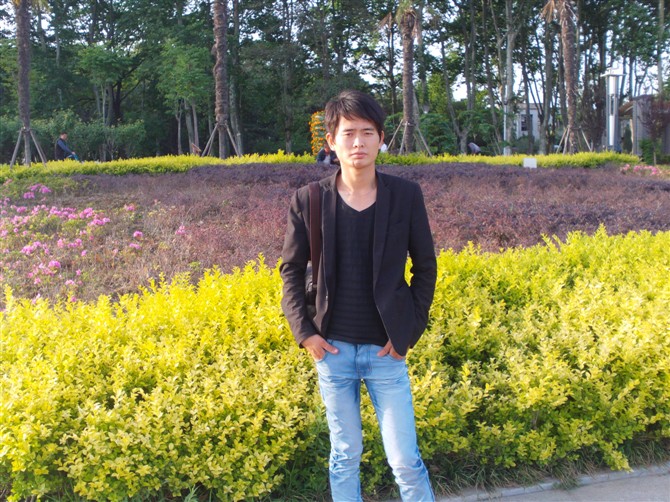 你当我是浮夸吧丶