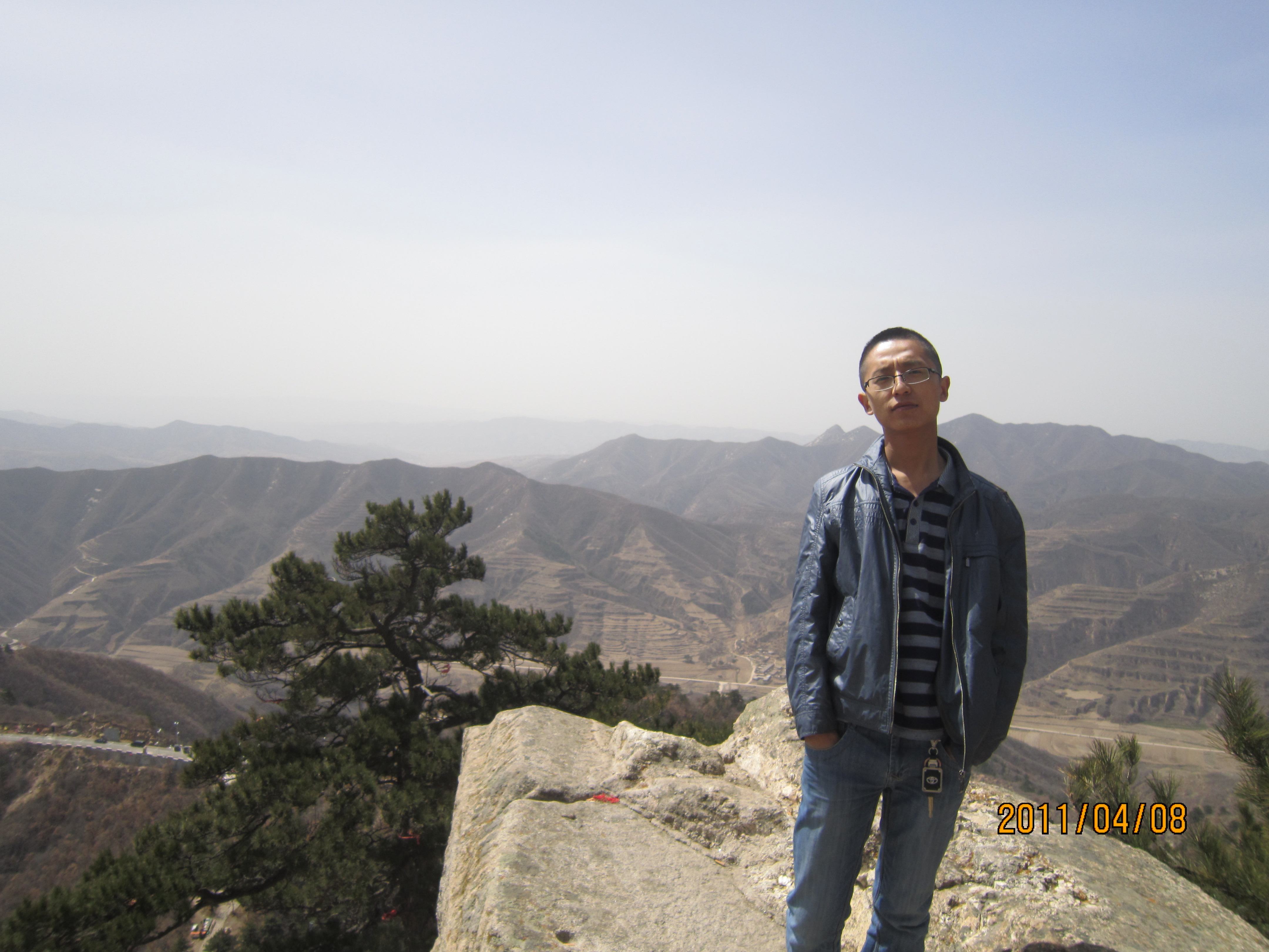 找個女人結(jié)婚