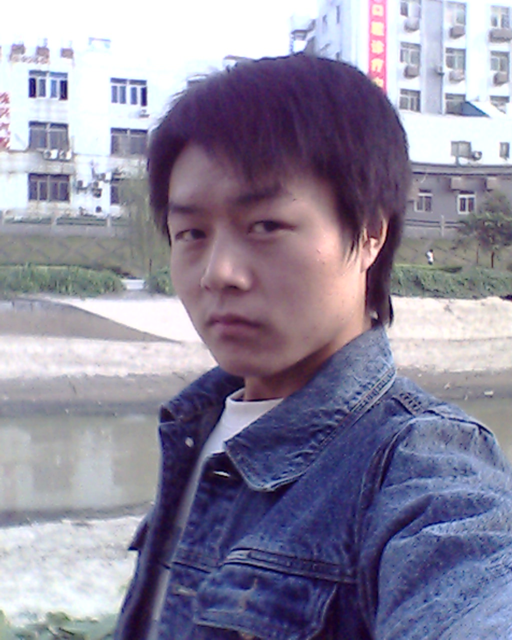 陌上初寒烟雨遥