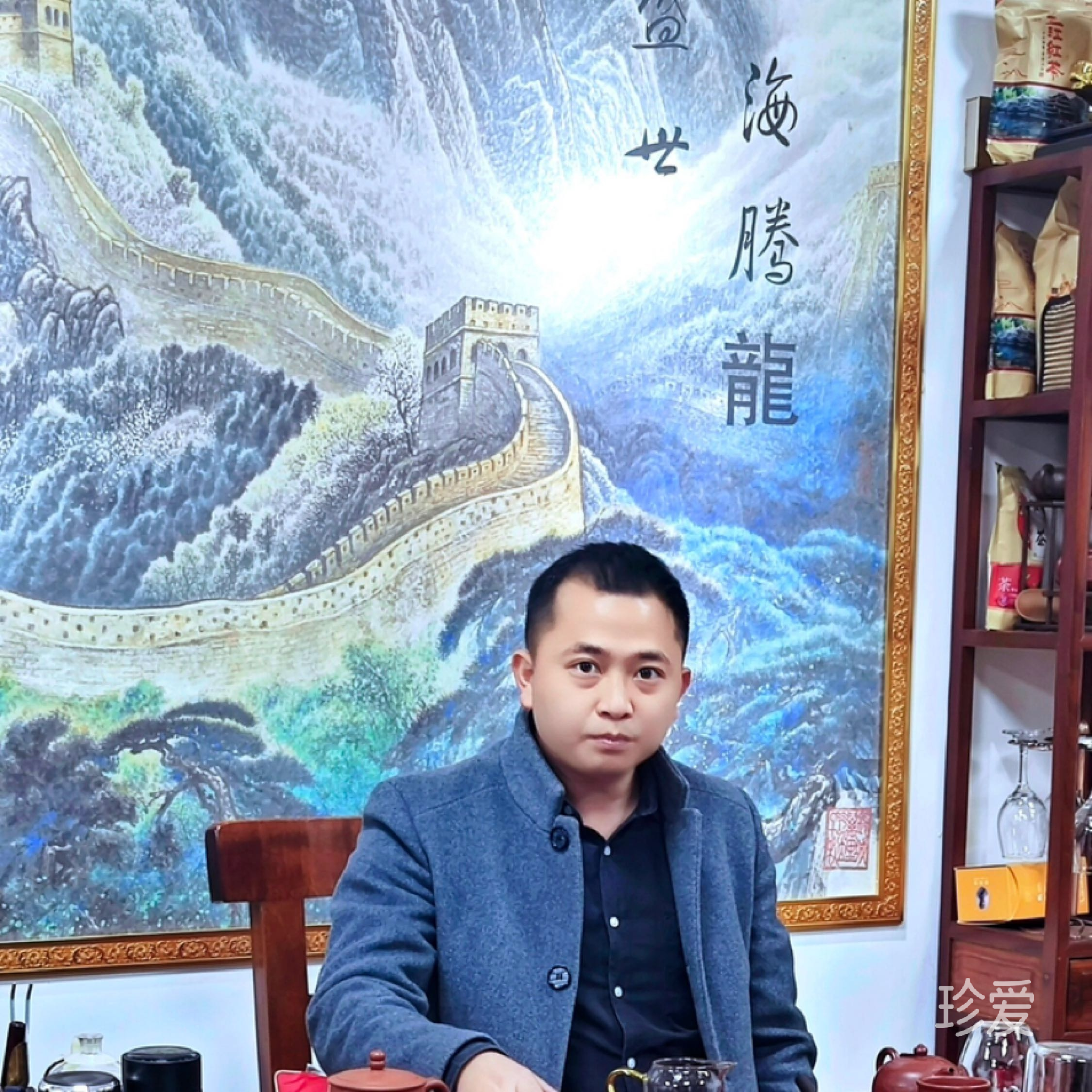 龙本傲