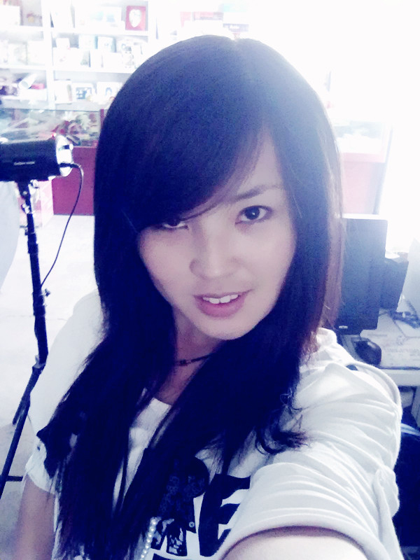 ゞ灬夜微凉╰→