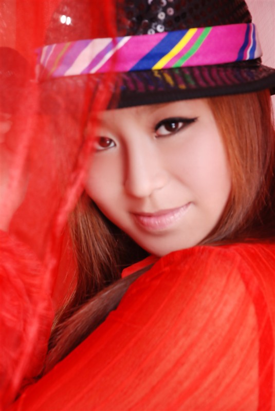 除了我你還能愛誰