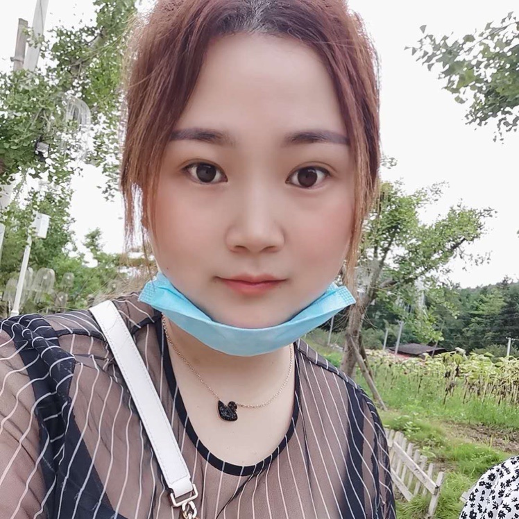 吶年櫻花落心碎了