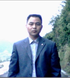 漂泊天涯走四方