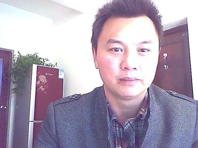 快乐的康巴汉子