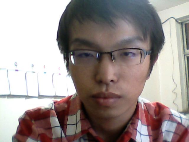  咫尺じò ぴé天涯