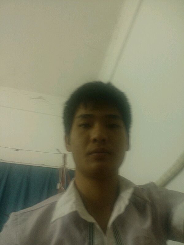 霓虹灯下的寂寞