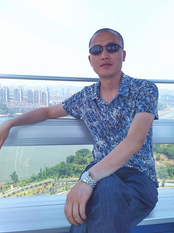 待山花爛漫時(shí)你在叢中??