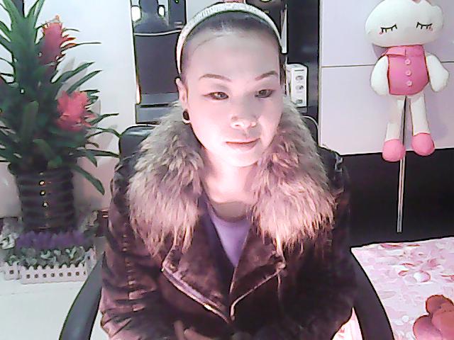 李佳