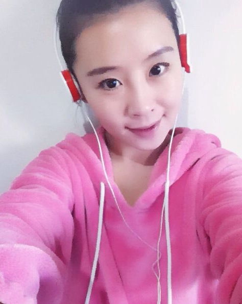 飞儿