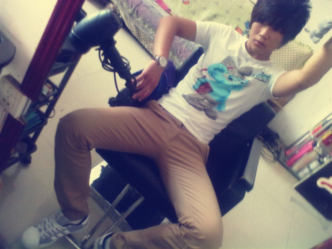 世界那有真情??