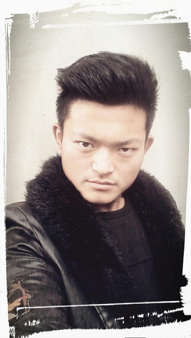 借一個(gè)肩膀給你