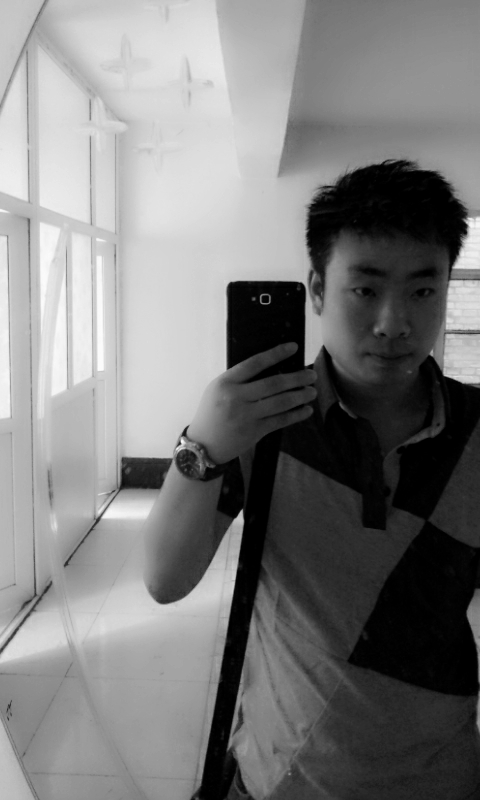 過(guò)于張揚(yáng)