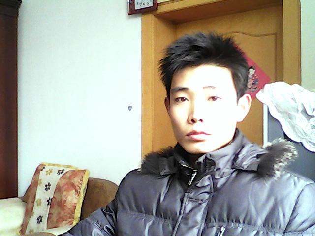 ﹏゛谁是谁的谁的??