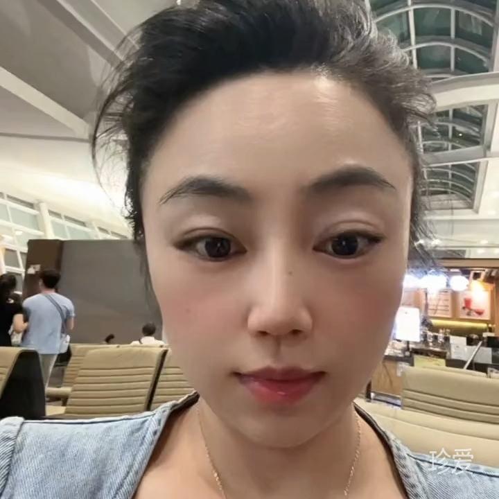 薇薇