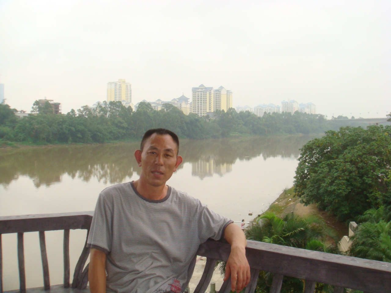 身在他鄉(xiāng)0