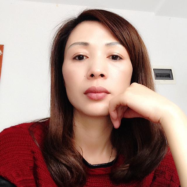 曾妮