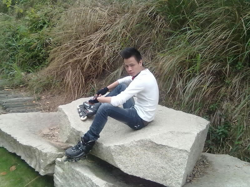 拉着你的左手紧握