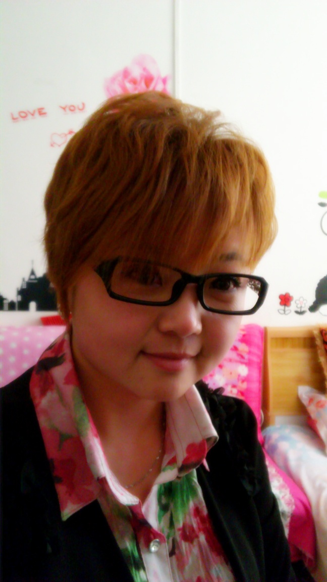 警告：這妞是寶