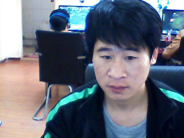 沙漠里的桔梗华