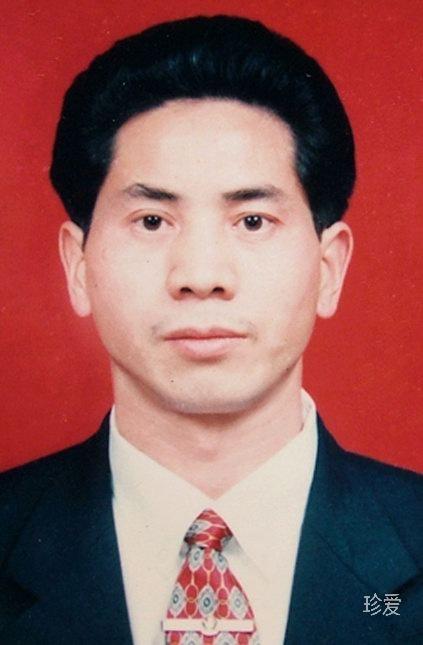 做堅(jiān)強(qiáng)的自己