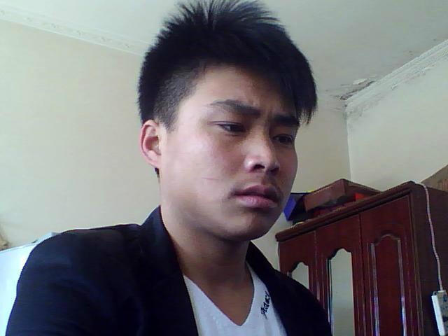 真心的關注我一下