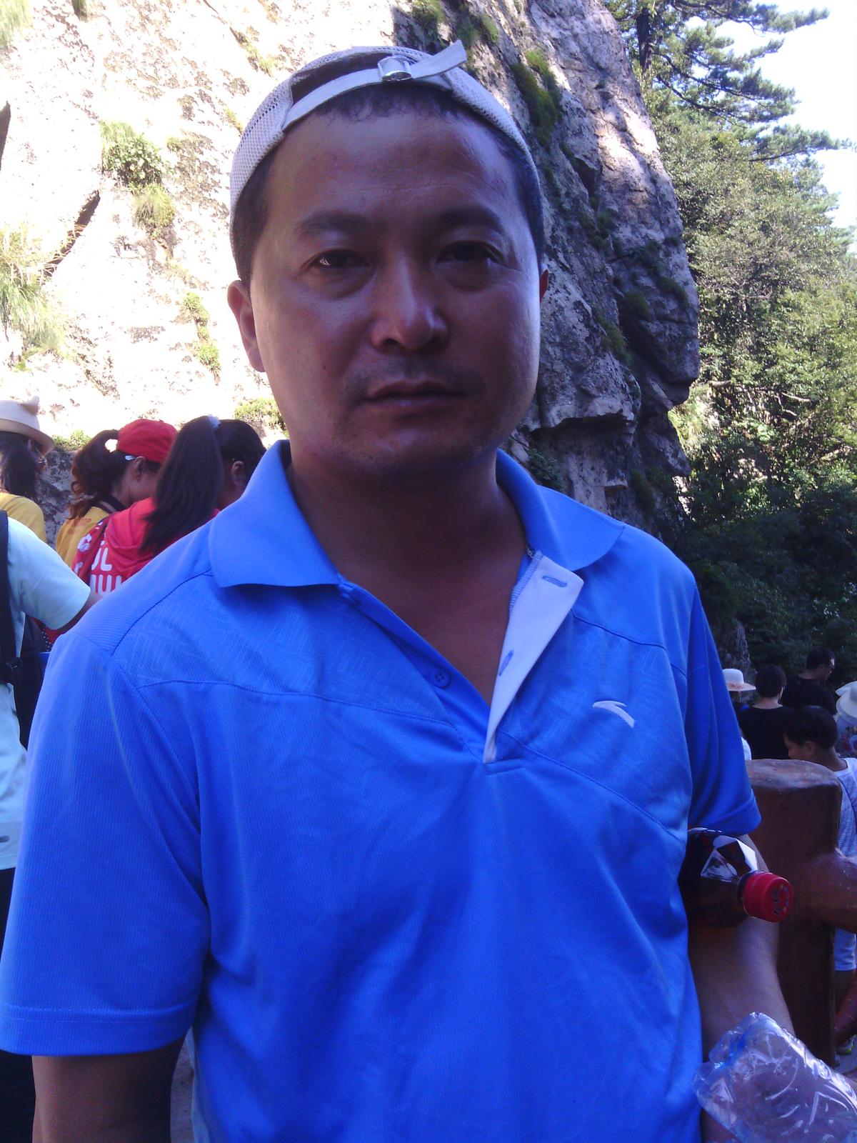 为爱奋斗