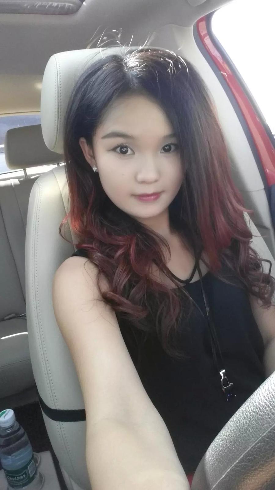 高跟鞋踩着节拍