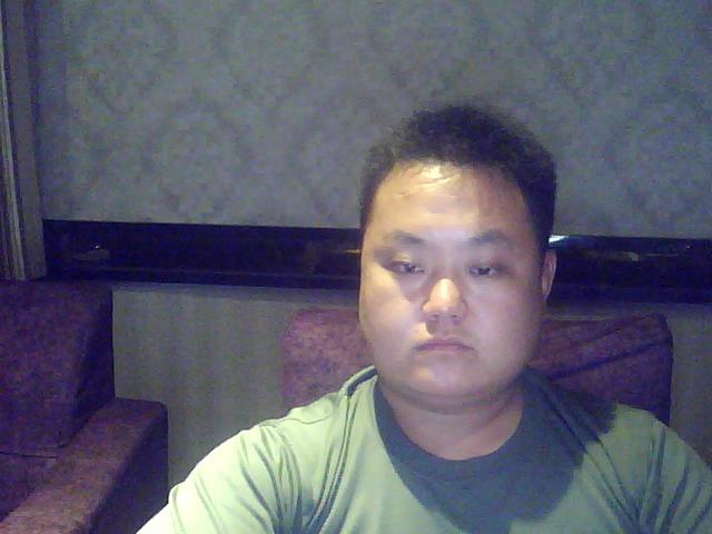 孤军奋斗