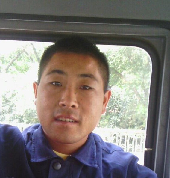 明月惹清泉