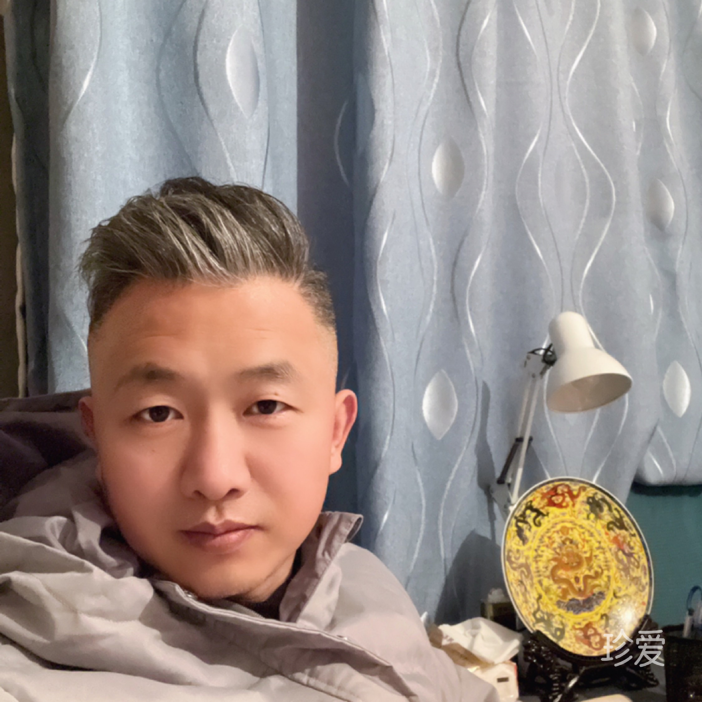龙行天下