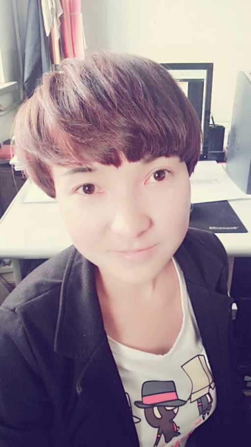 小巷里的女流氓