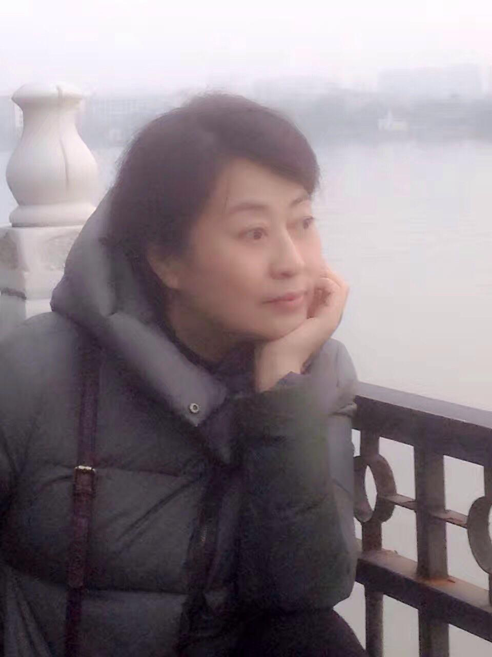 孤单的雪莲