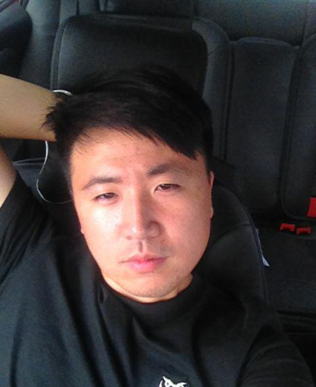 夏天减肥玩滑板