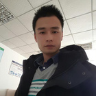 開(kāi)著拖拉機(jī)唱情歌