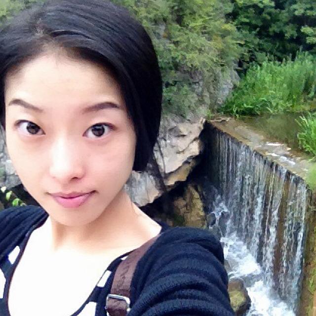 ?婷姿玉立芙蓉水?