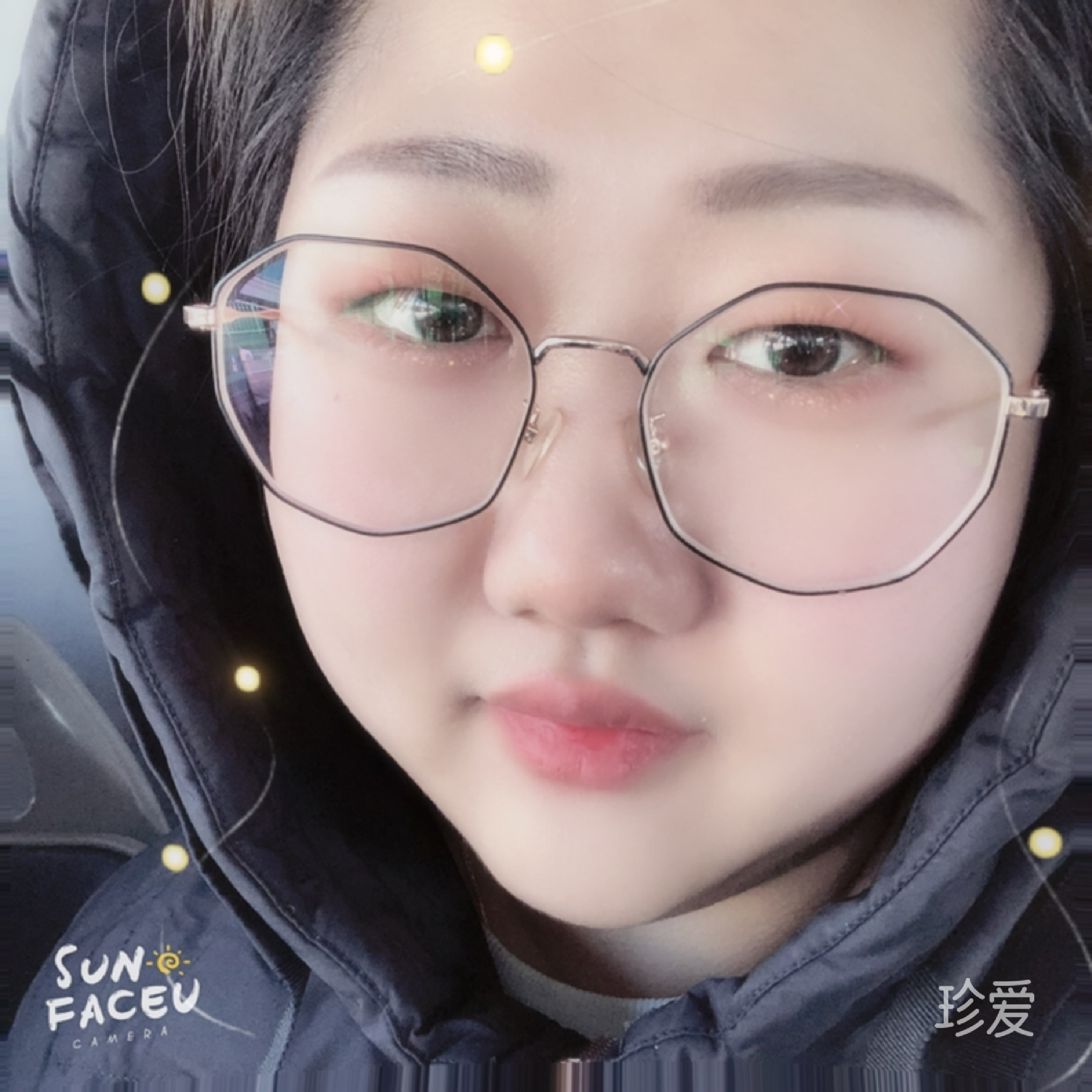 分裂的二次元少女